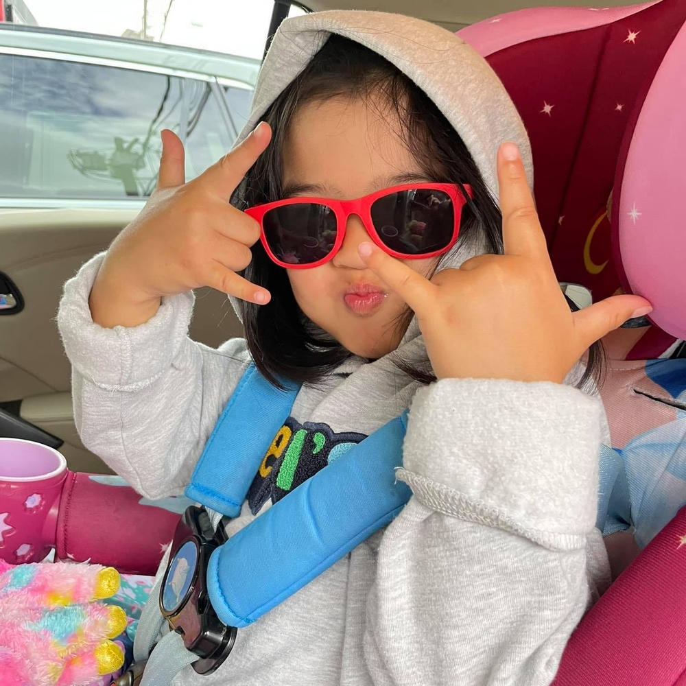 Meet your Posher, Tobi